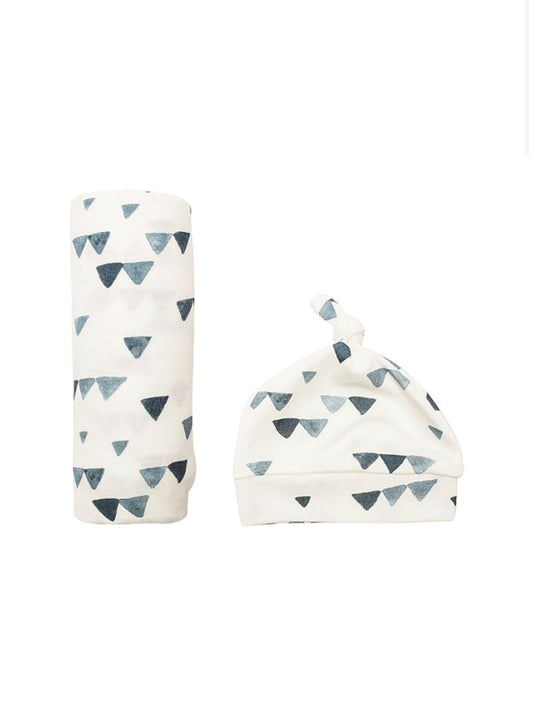 Lulujo - Bamboo Hat & Swaddle Blanket - Navy Triangles.